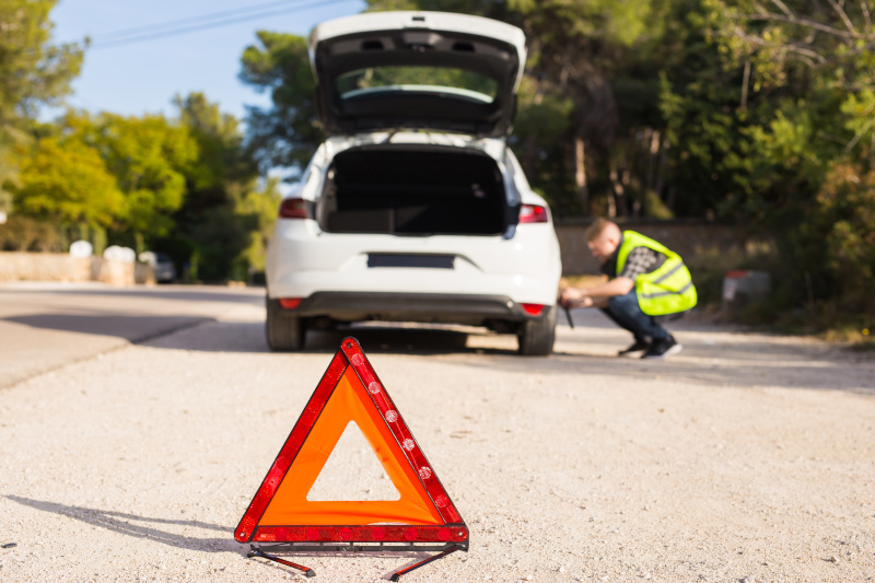 Triangolo Emergenza auto