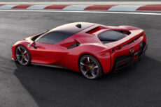 SF90 Stradale 1