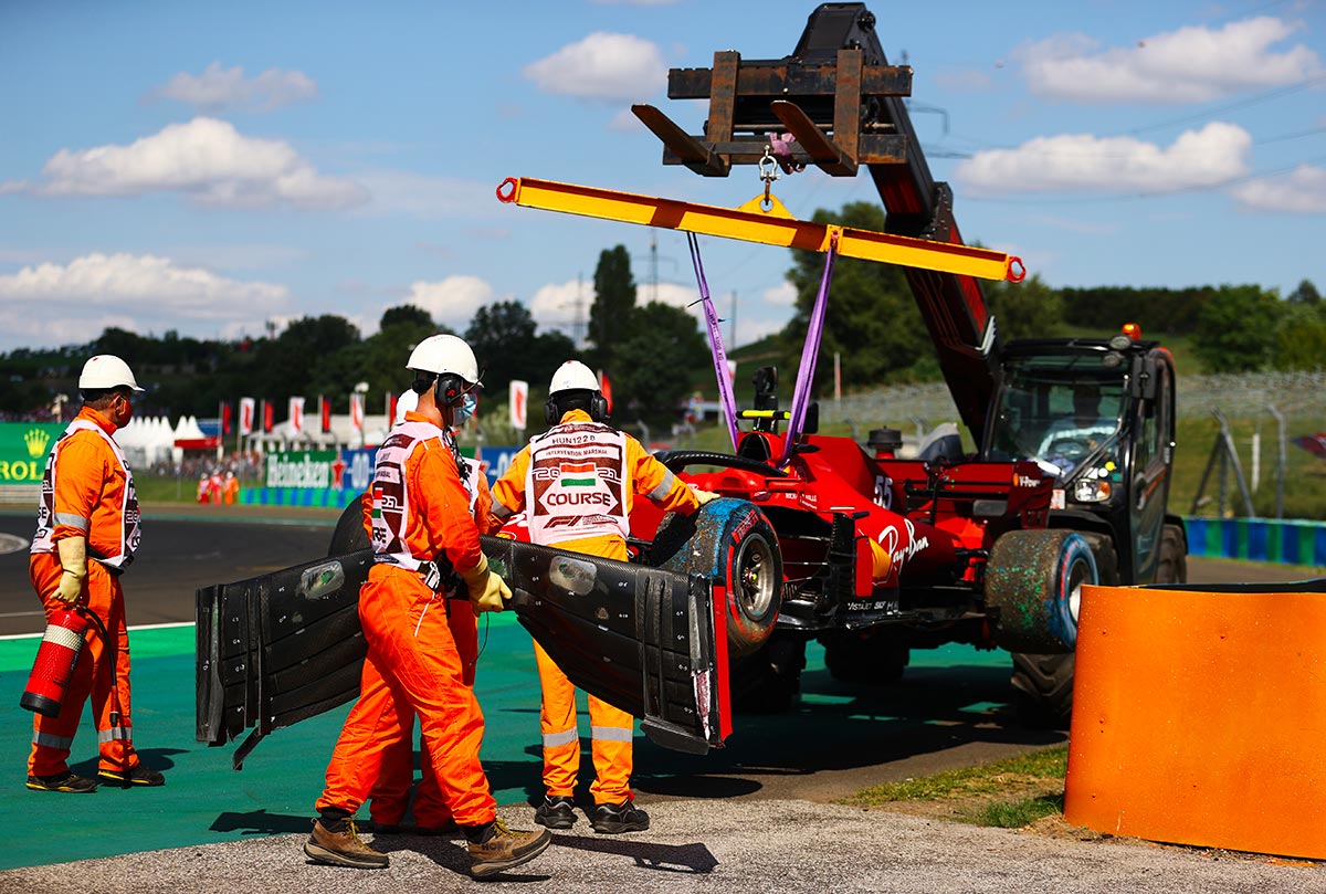 ungheria 2021 F1 sainz a muro