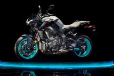 2022 yamaha mt 10 side left