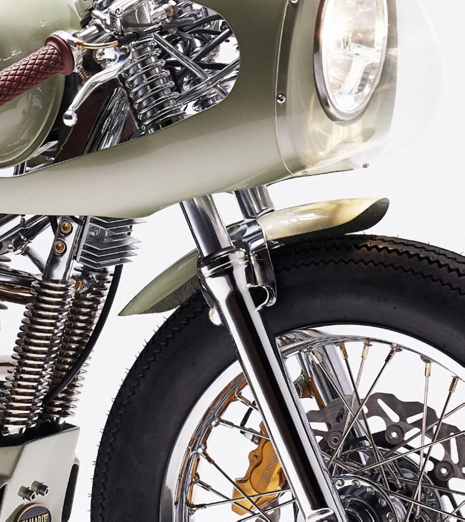 triumph thruxton 900 cafe racer jade 24 min