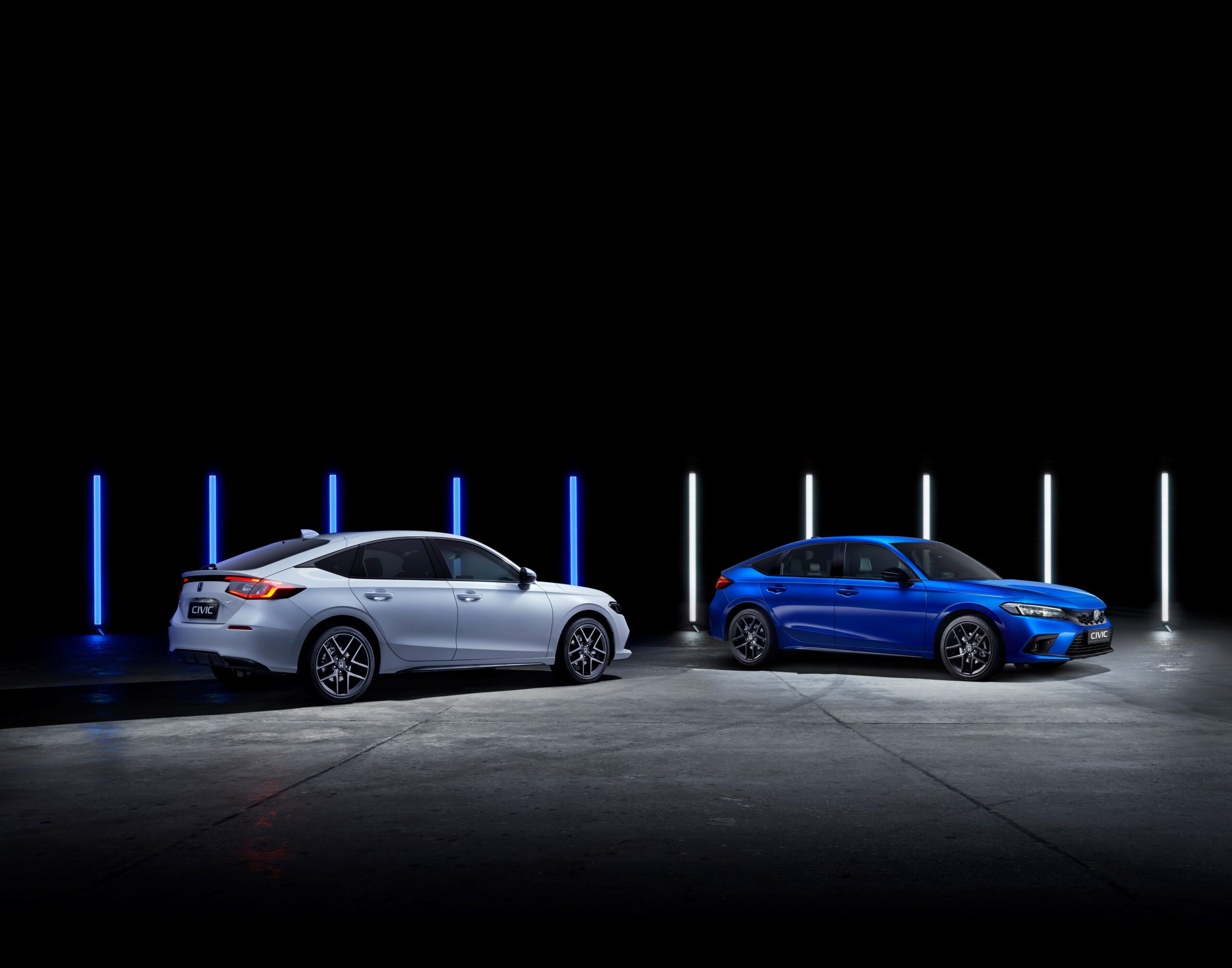 367080 La nuova Honda CIVIC e HEV offre efficienza e prestazioni eccezionali scaled