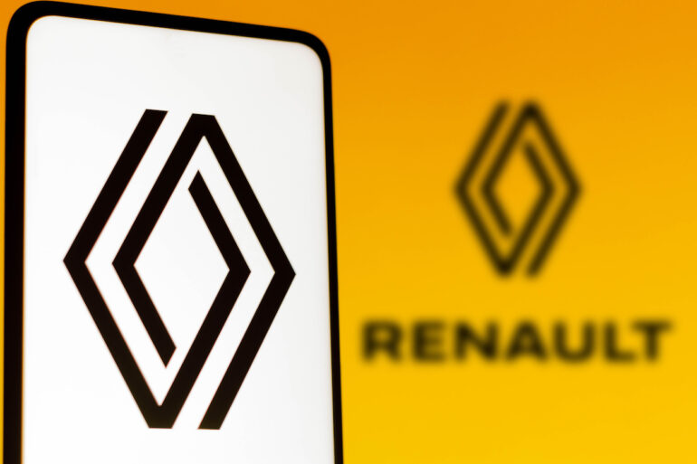 Renault deve assolutamente liberarsi della sua quota di AvtoVAZ