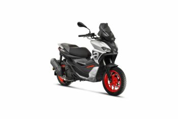 Aprilia SR GT opinioni e recensioni degli esperti