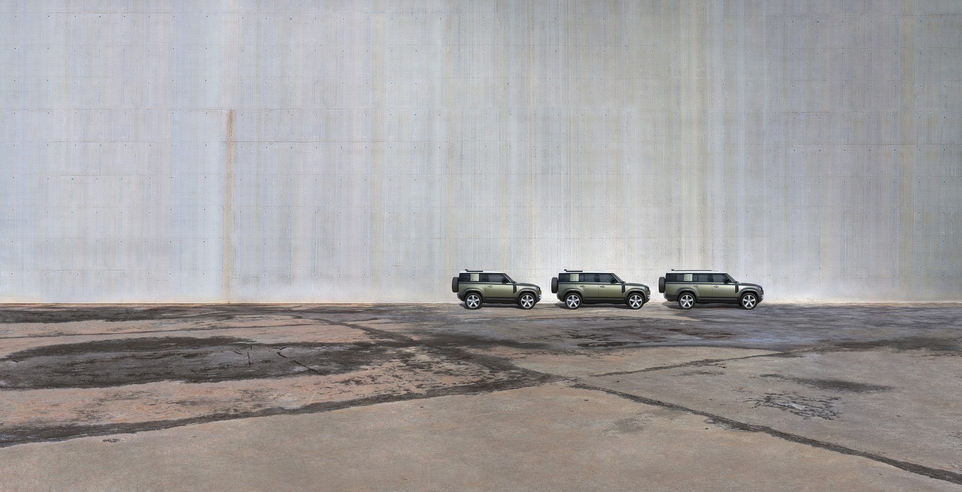2023 Land Rover Defender 130 23