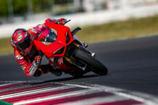 Panigale MY22 Dinamica 33 Gallery 1920x1080 1