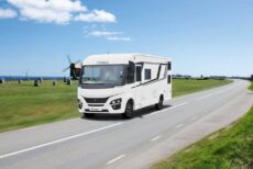 itineo nomad cm660 motorhome on road