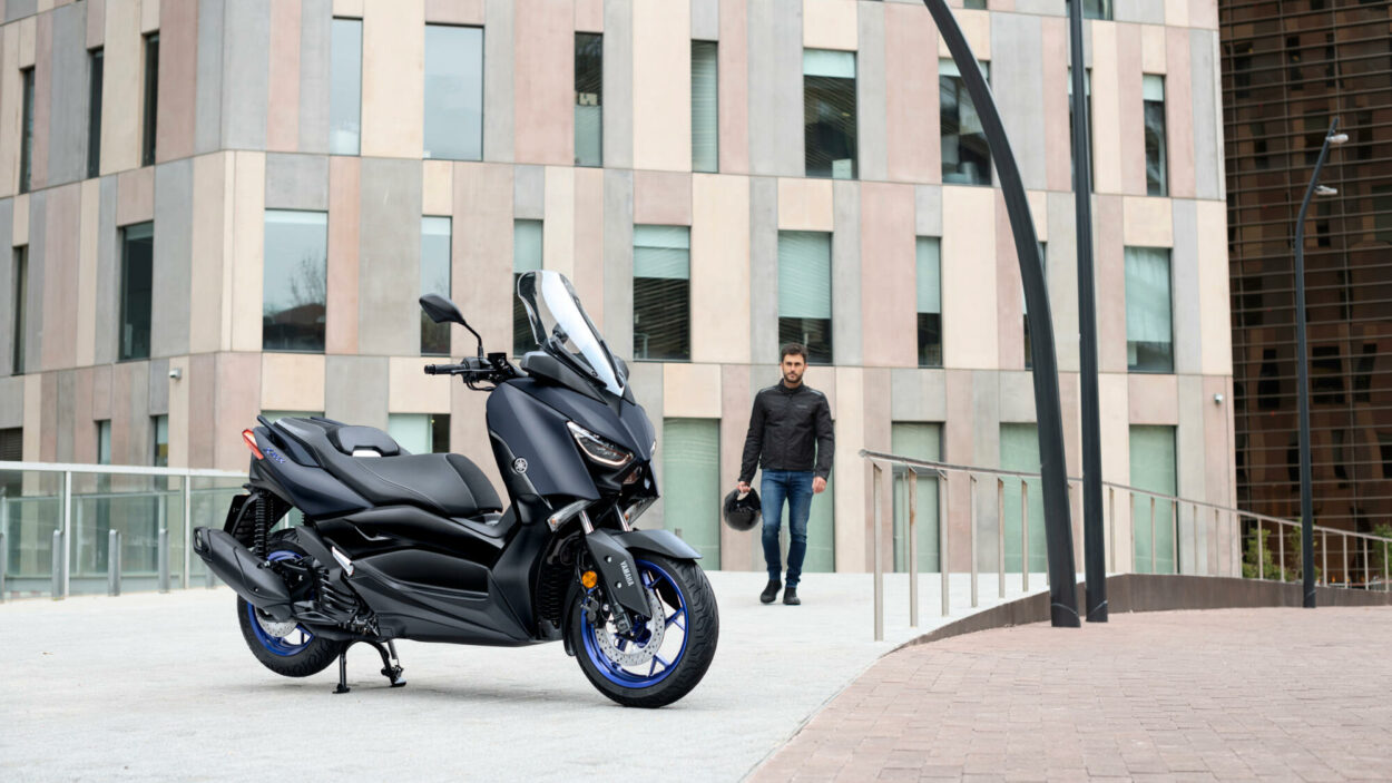 Yamaha XMAX opinioni e recensioni degli esperti