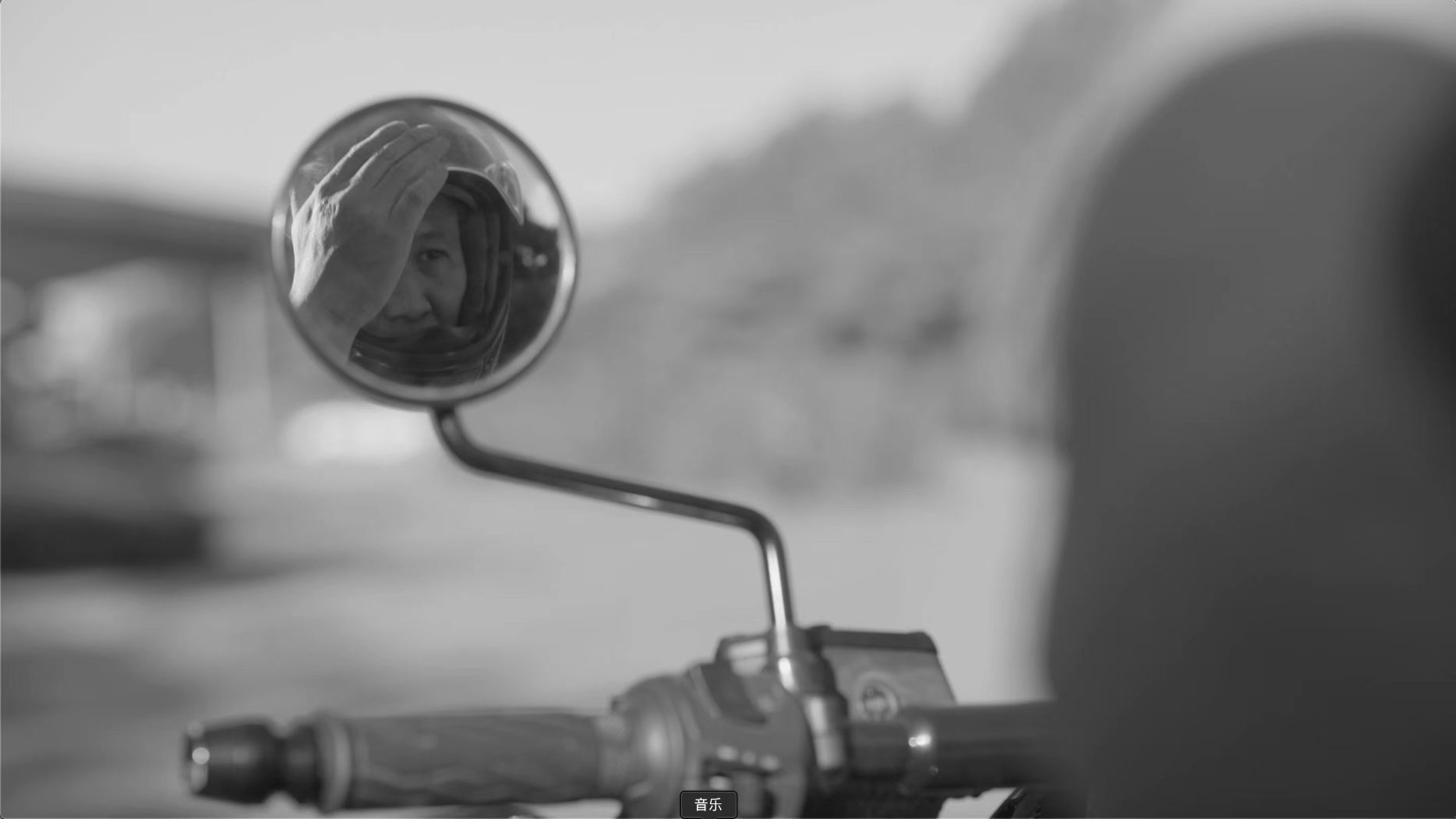 the evoke 6061 xr is a cruiser electric motorcycle 8