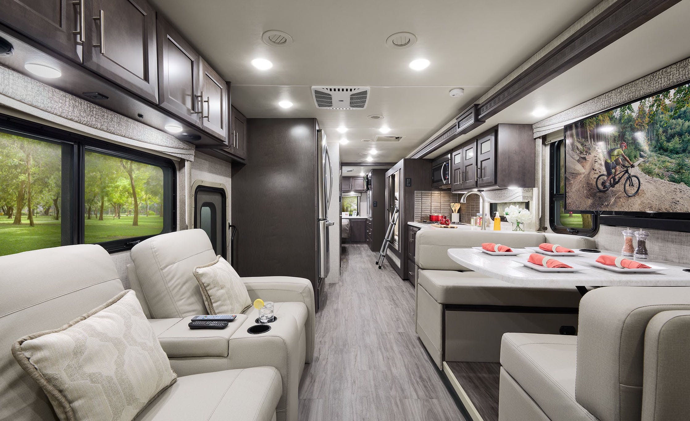 350k pasadena class c motorhome aims to pull in your cash like a moth to a flame 5
