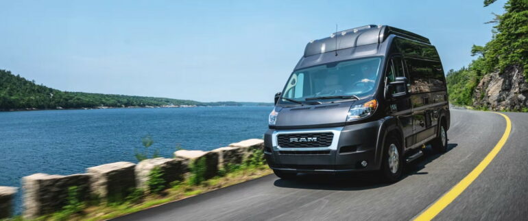 compact 2023 thor scope camper van is perfect for solo adventures 206658 1