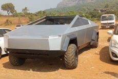 cybertruck replica 1