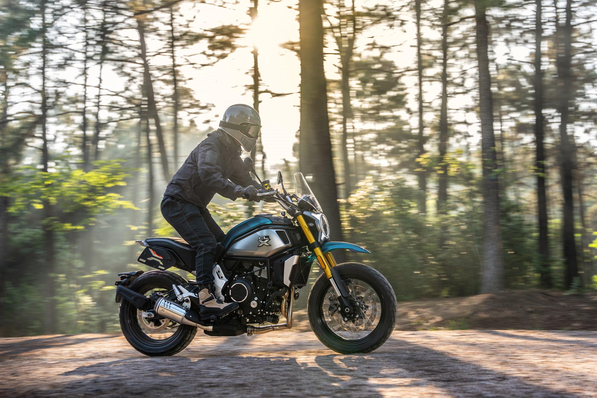 cf moto 700 cl x adventure
