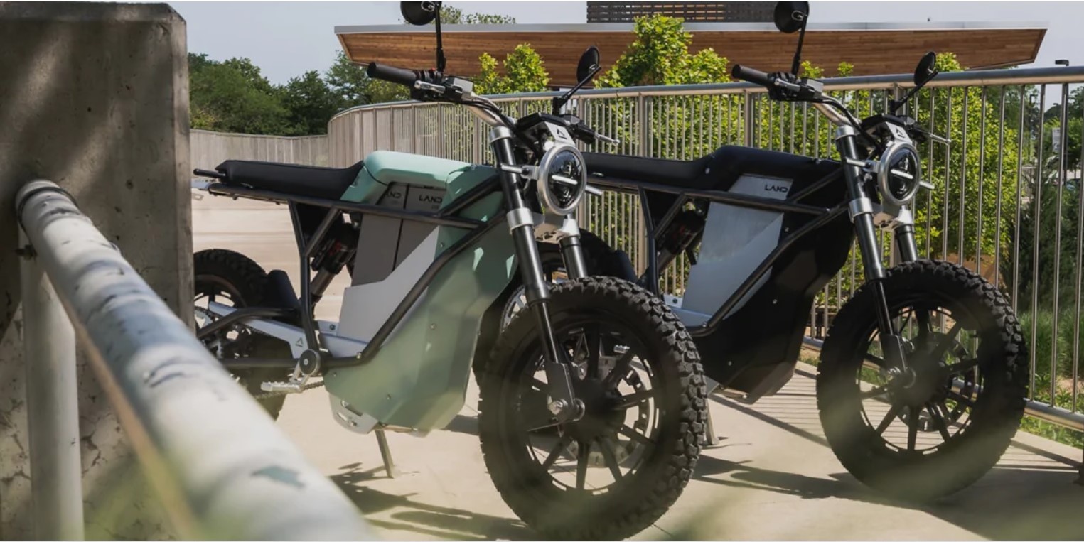 land moto s district scrambler is an off road ready e motorcycle capable of over 70 mph 7