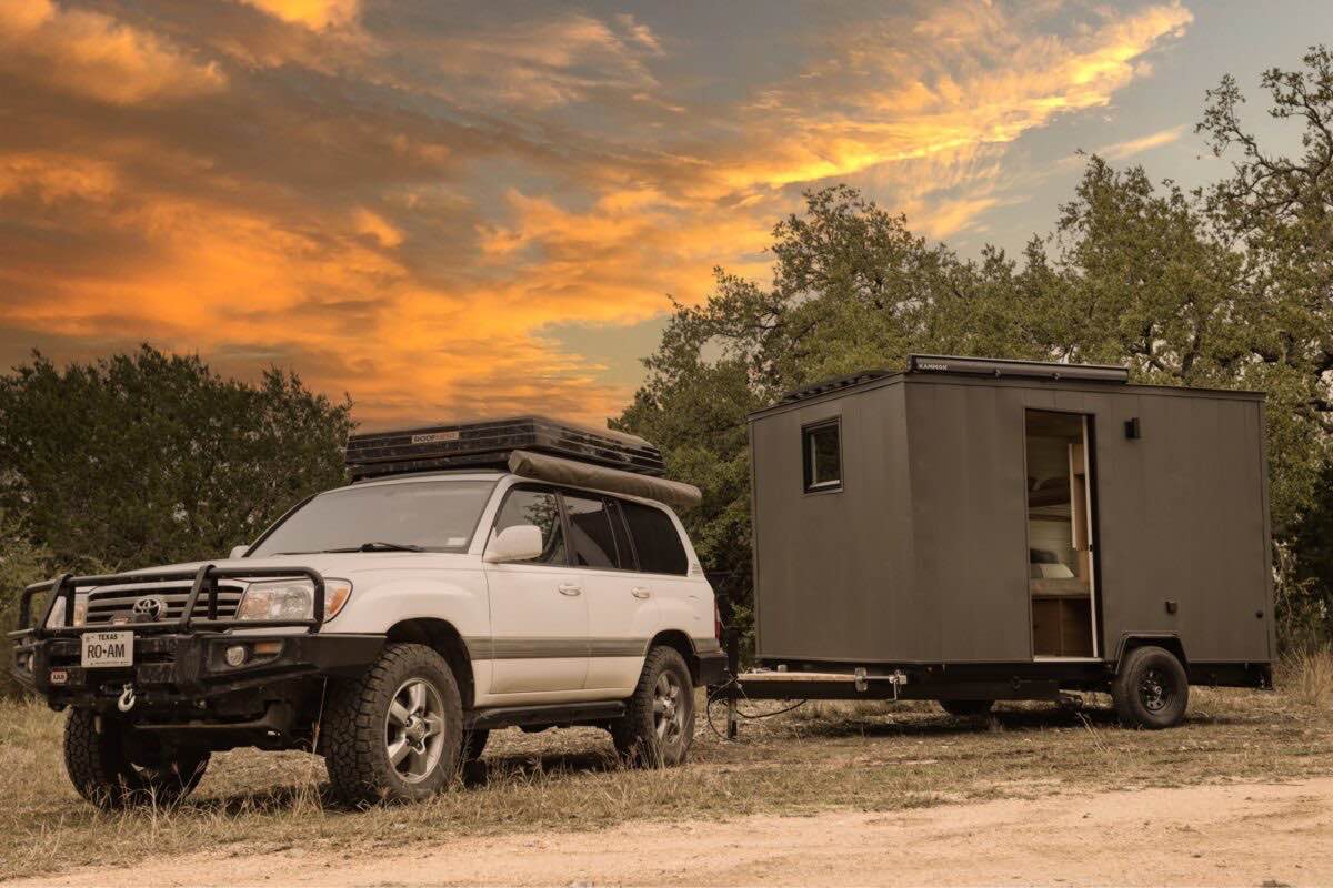 roam is a tiny room on wheels designed to offer everything needed for off grid adventures 1