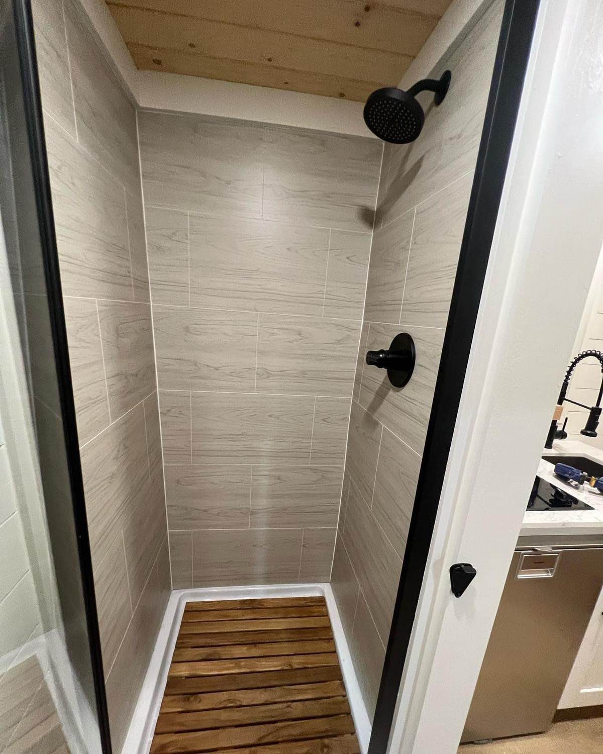 roam is a tiny room on wheels designed to offer everything needed for off grid adventures 11