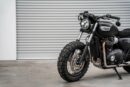 scrambled triumph bonneville t100 black flexes brawny aftermarket wheels with gusto 2