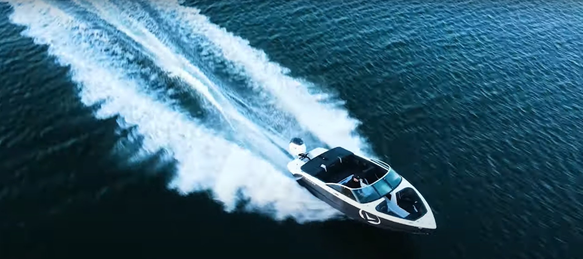 the incredible h2e bowrider sports the worlds most powerful electric powertrain 2