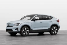 volvo brings back rwd with updated 2023 c40 and xc40 5