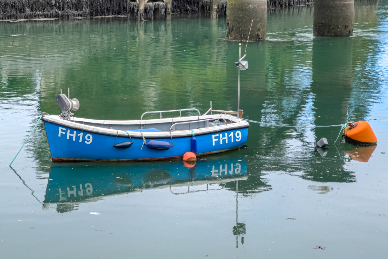 Fishing Vessel FH19 Hooe Lake Plymouth
