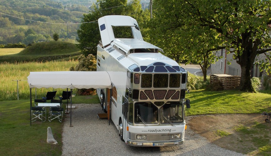 the roadyacht motorhome is the strangest most awesome diy conversion ever 3