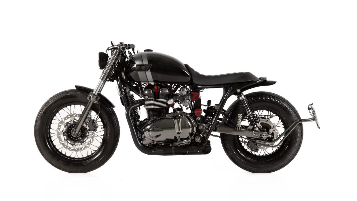 triumph bonneville t100 belluma displays neo retro looks and a stealthy colorway 10