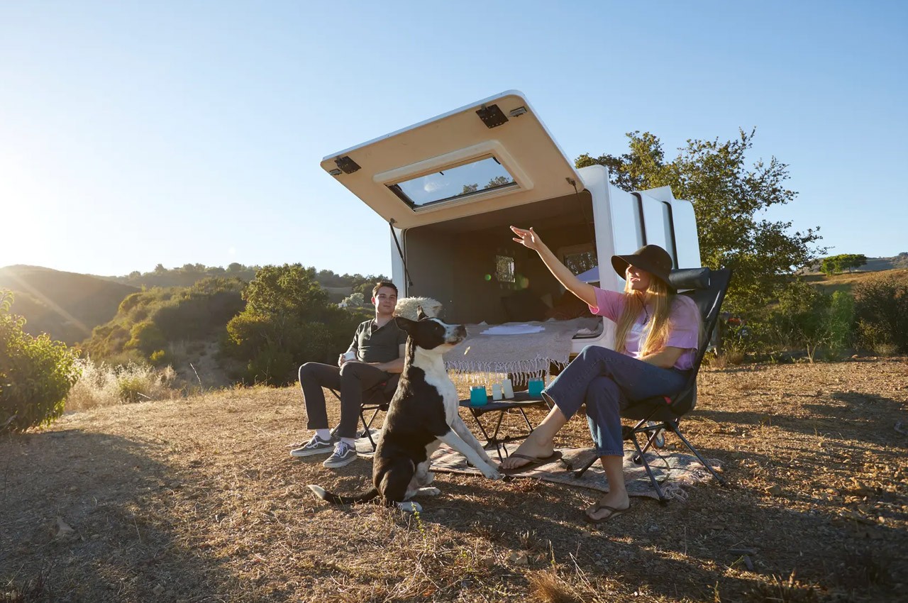 hitch hotel traveler is a box on wheels that expands into your hotel room at camp 11