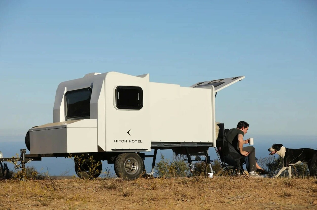 hitch hotel traveler is a box on wheels that expands into your hotel room at camp 17