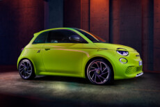 New Abarth 500e Range Gallery 1 card 02 Desktop 1534X774