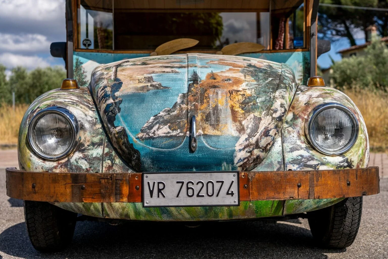Volkswagen Beetle Swiss Cabin Holzhaus 21 1536x1024 1
