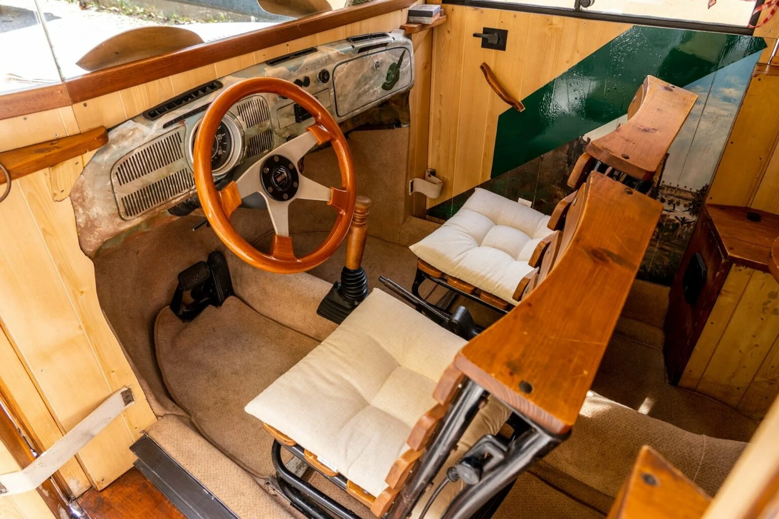 Volkswagen Beetle Swiss Cabin Holzhaus 9 1536x1024 1