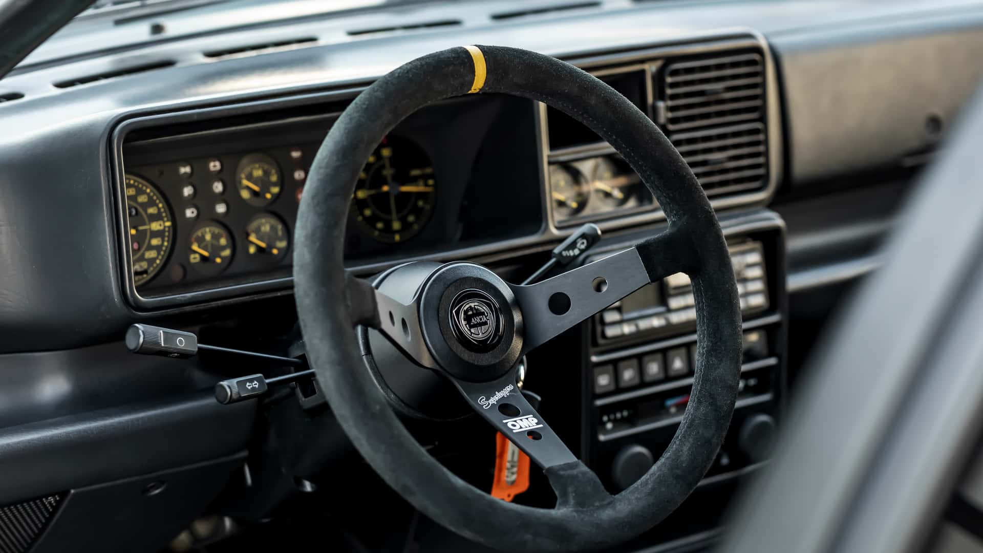 manhart tuned the hell out of the lancia delta integrale 13