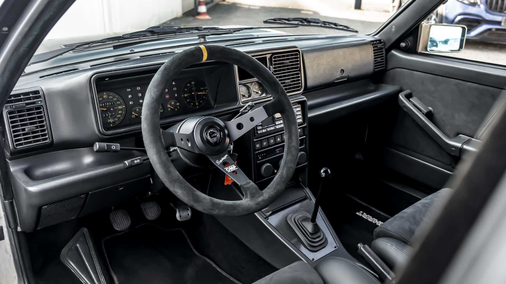 manhart tuned the hell out of the lancia delta integrale 14
