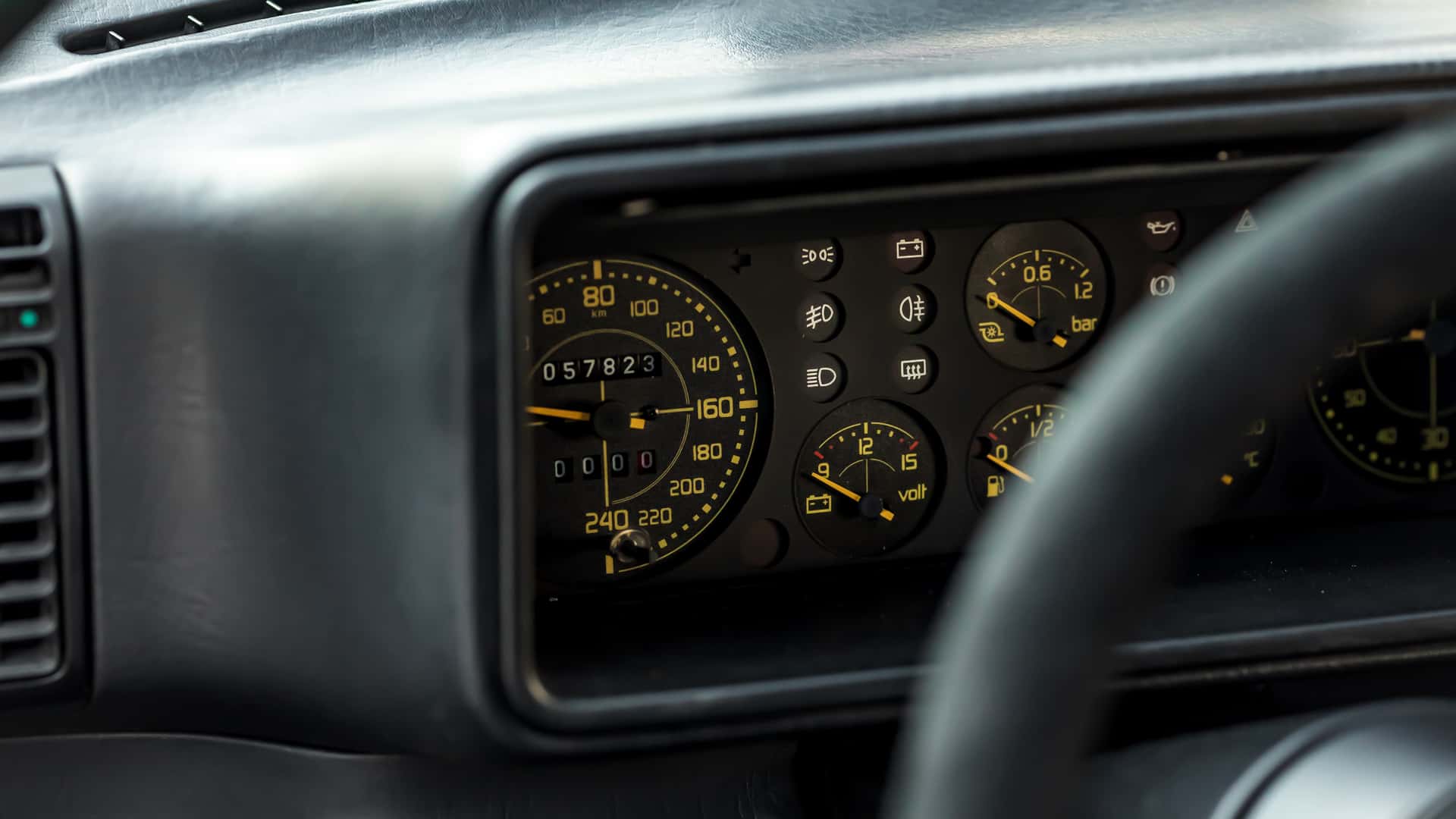 manhart tuned the hell out of the lancia delta integrale 17