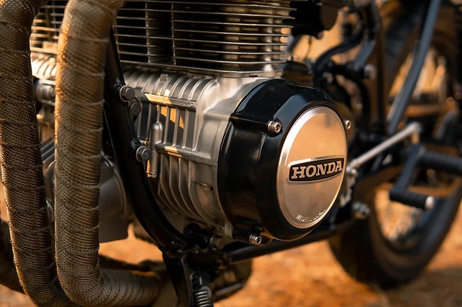 stripped down custom 1974 honda cb550 cafe racer is as stylish as they come 8