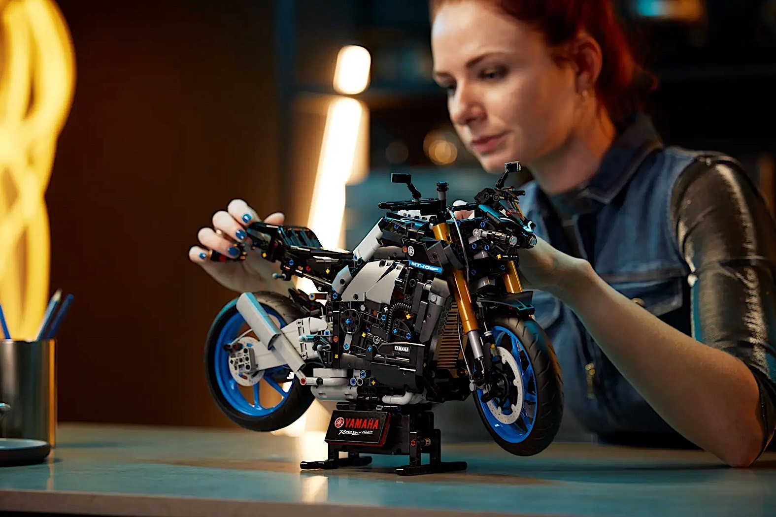 yamaha mt 10 sp comes together from 1478 lego pieces just as aggressive as the real deal 6