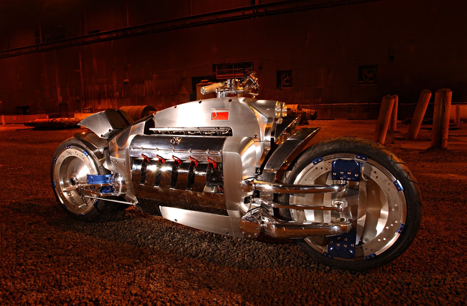 20 years ago dodge unveiled the tomahawk a v10 powered bike that s still insane today 9