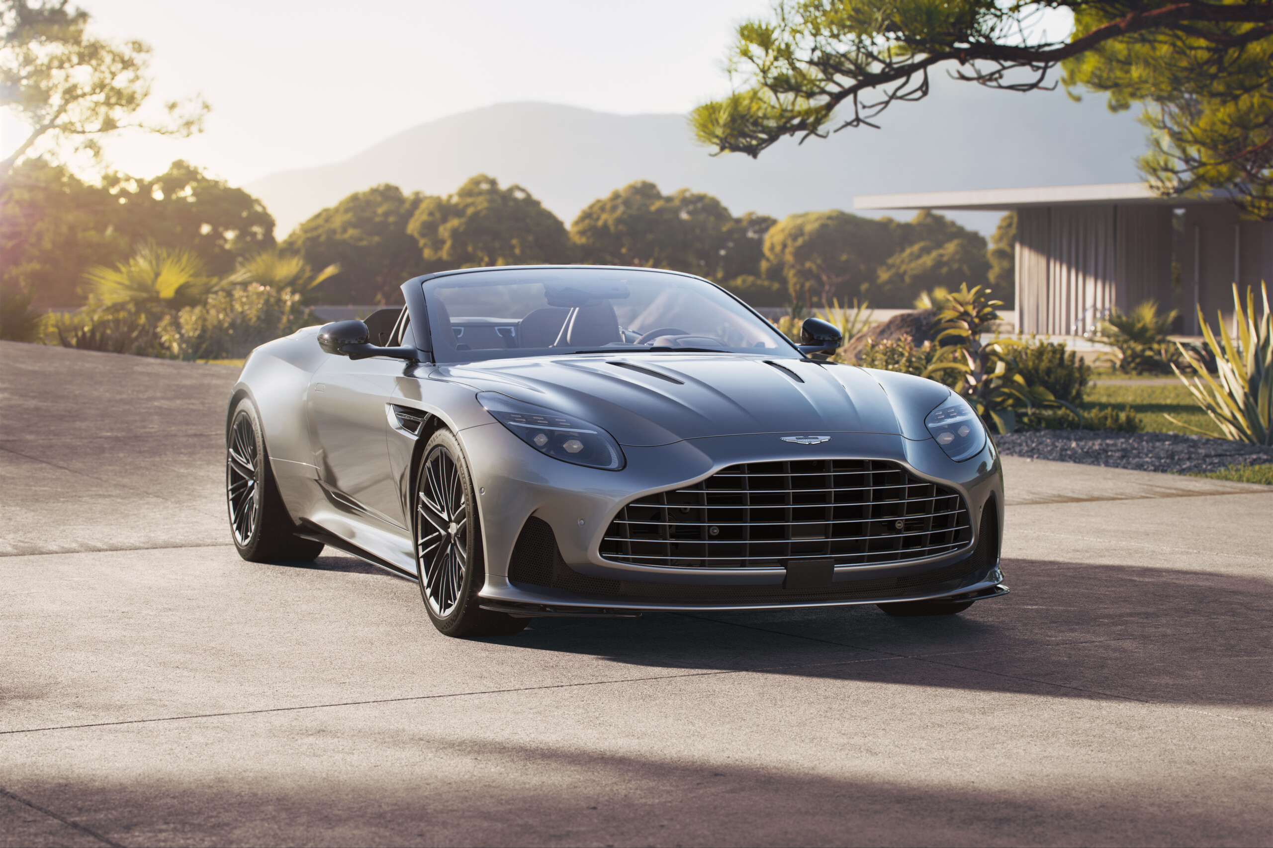 Aston Martin DB12 Volante 3 scaled