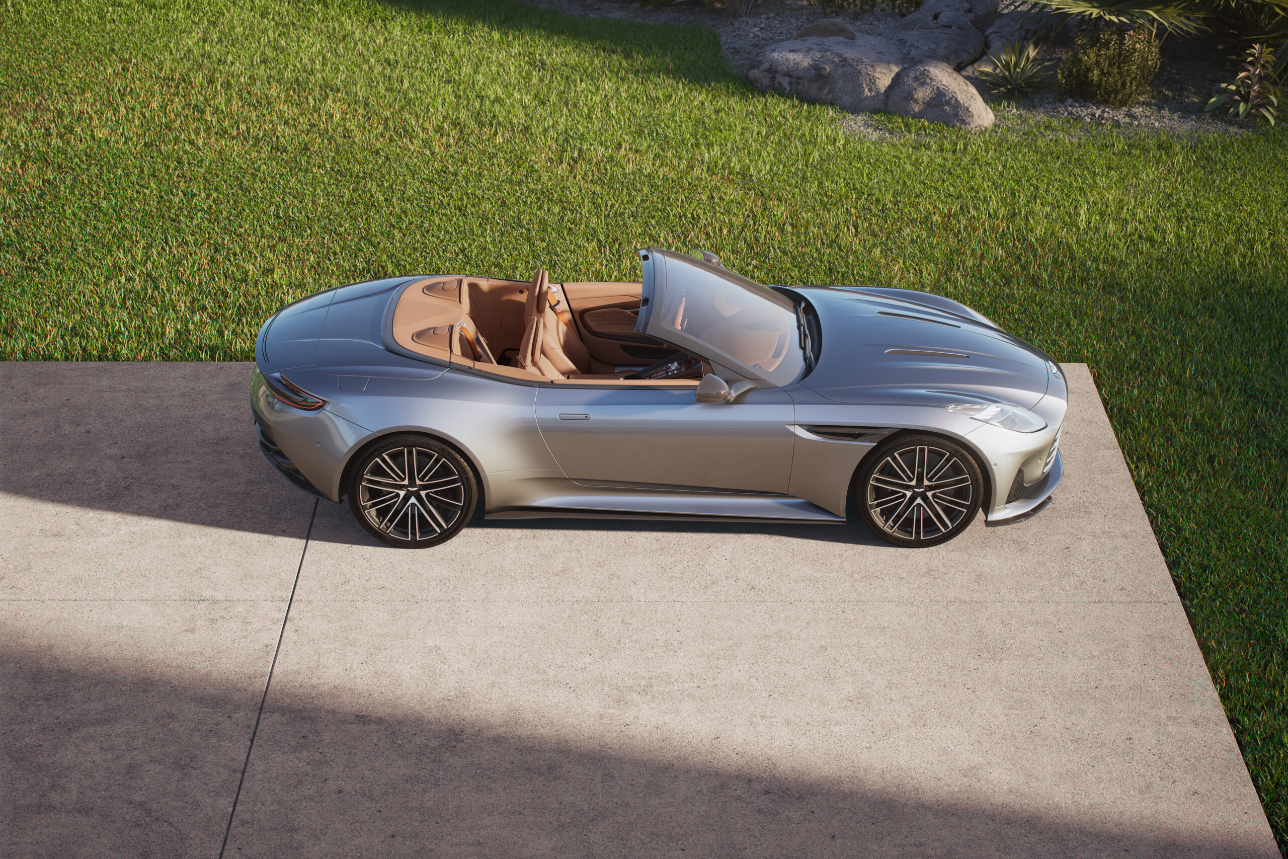 Aston Martin DB12 Volante 7 scaled