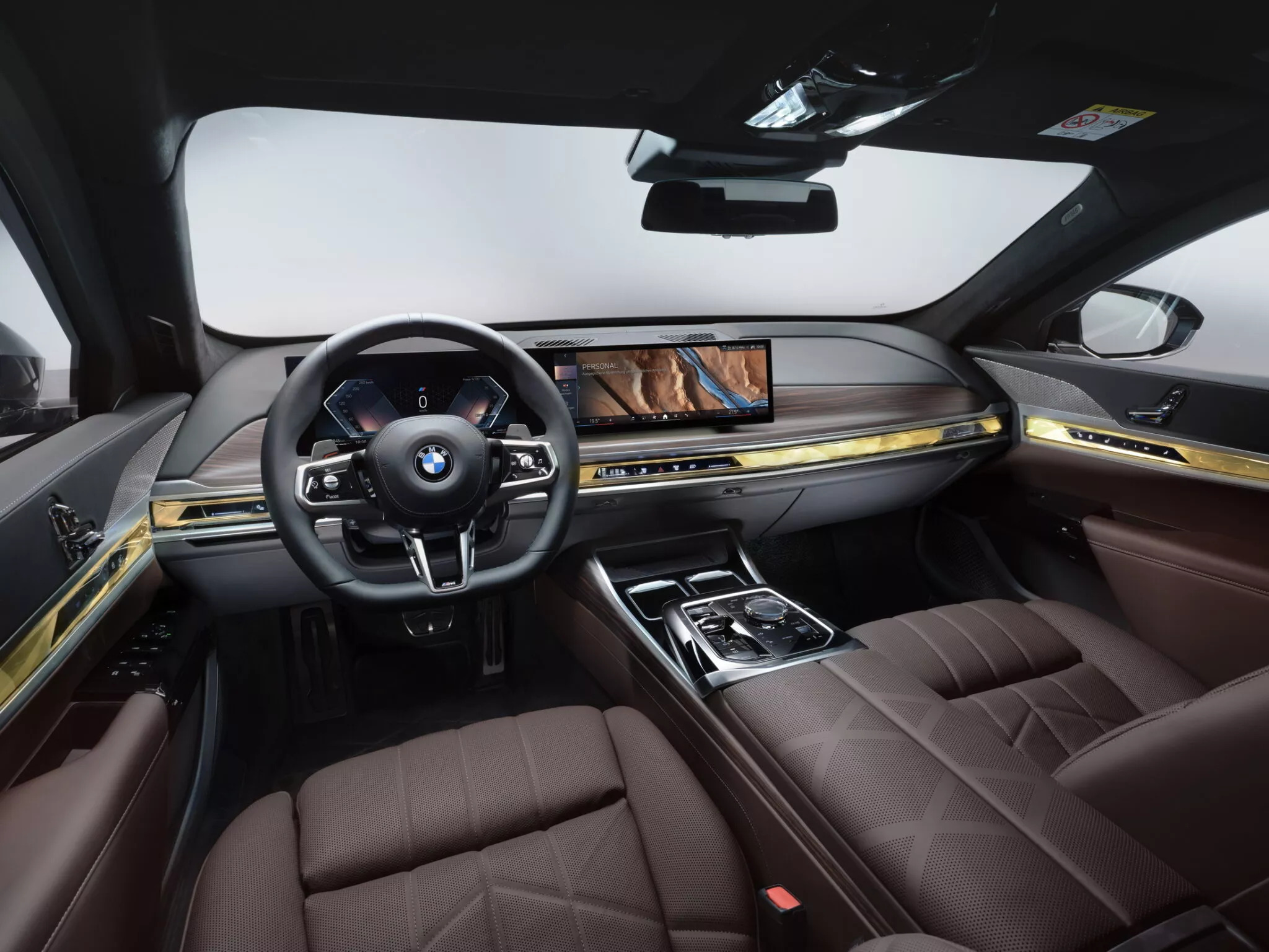 BMW 7 Series Protection 21 2048x1536 1