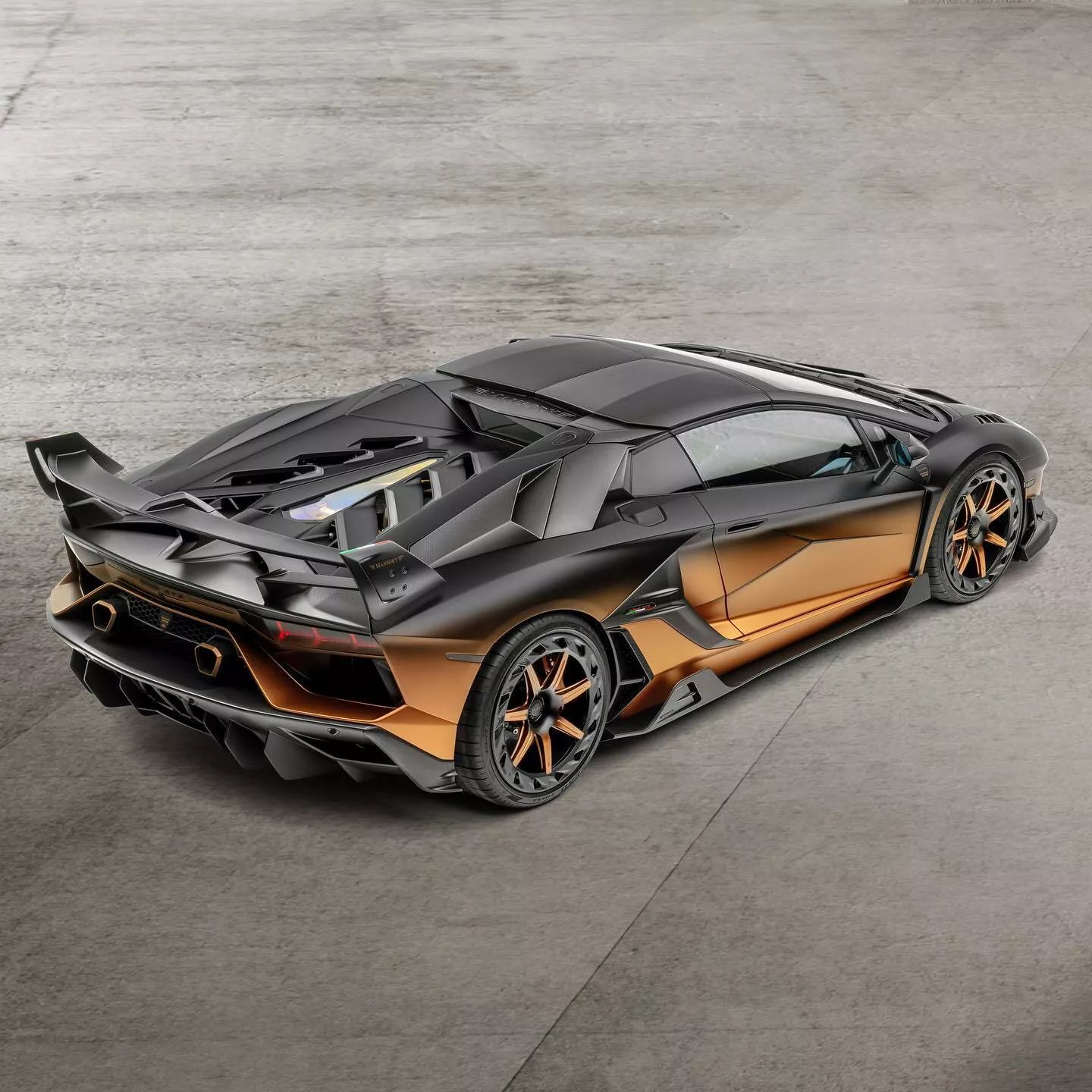 Mansory Lamborghini Aventador 2