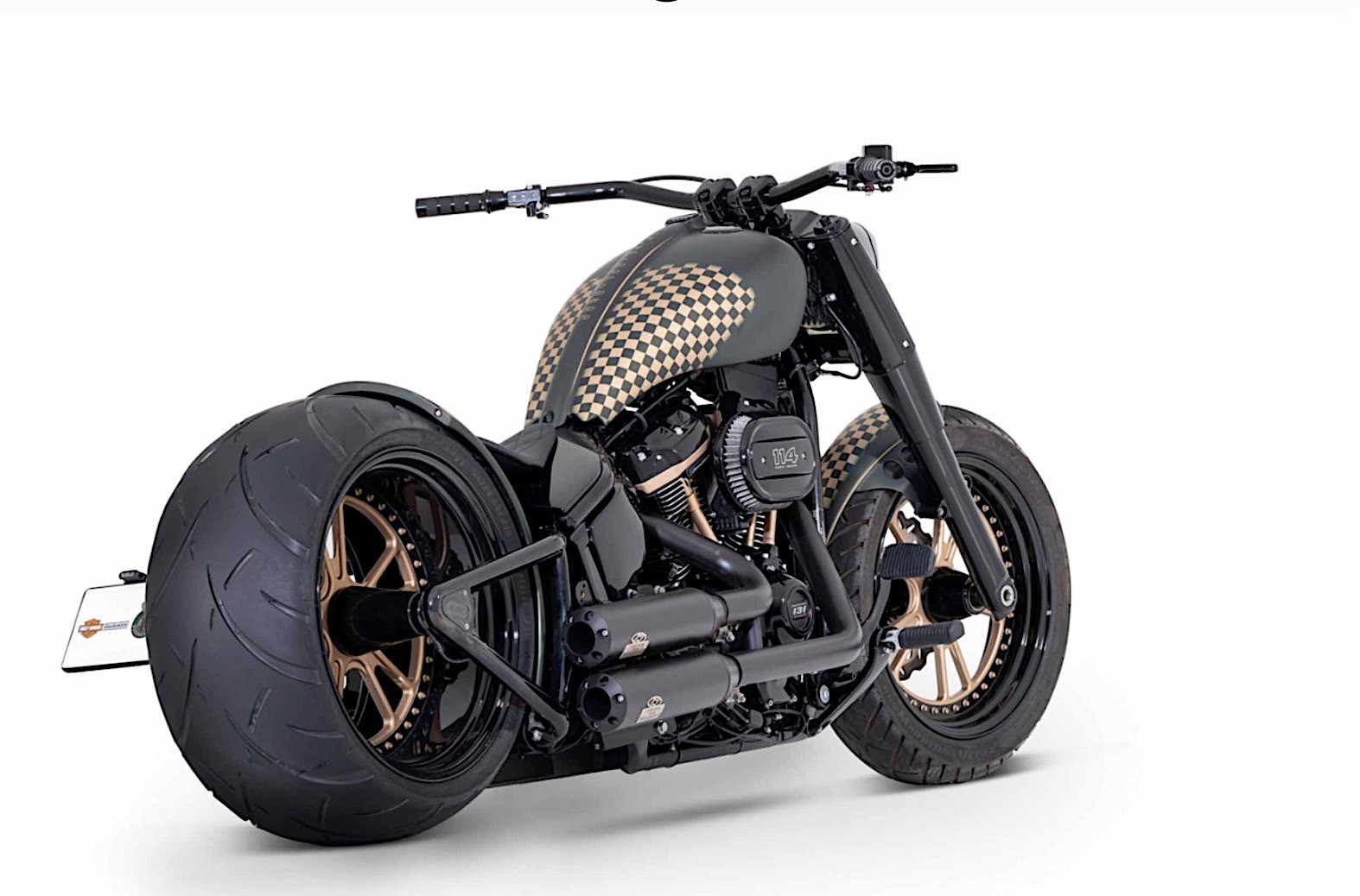 harley davidson fat boy screams the street belongs to me everyone gets out of the way 1