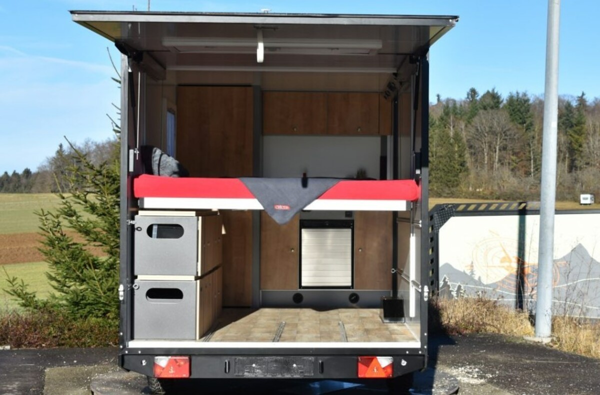 konig x trailer overdoes it on modularity so you wont miss home on the road 14
