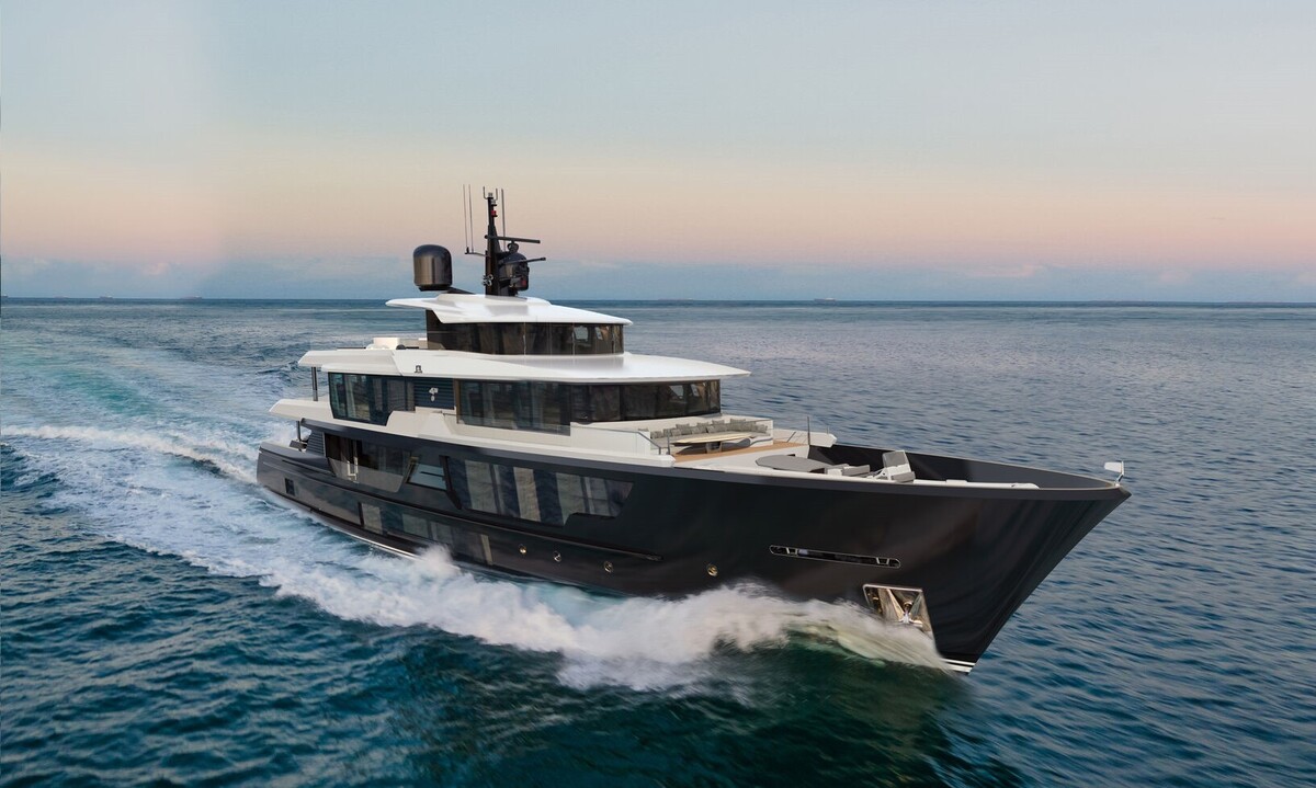 seaview is an imposing superyacht custom designed for a big brazilian family 4 2