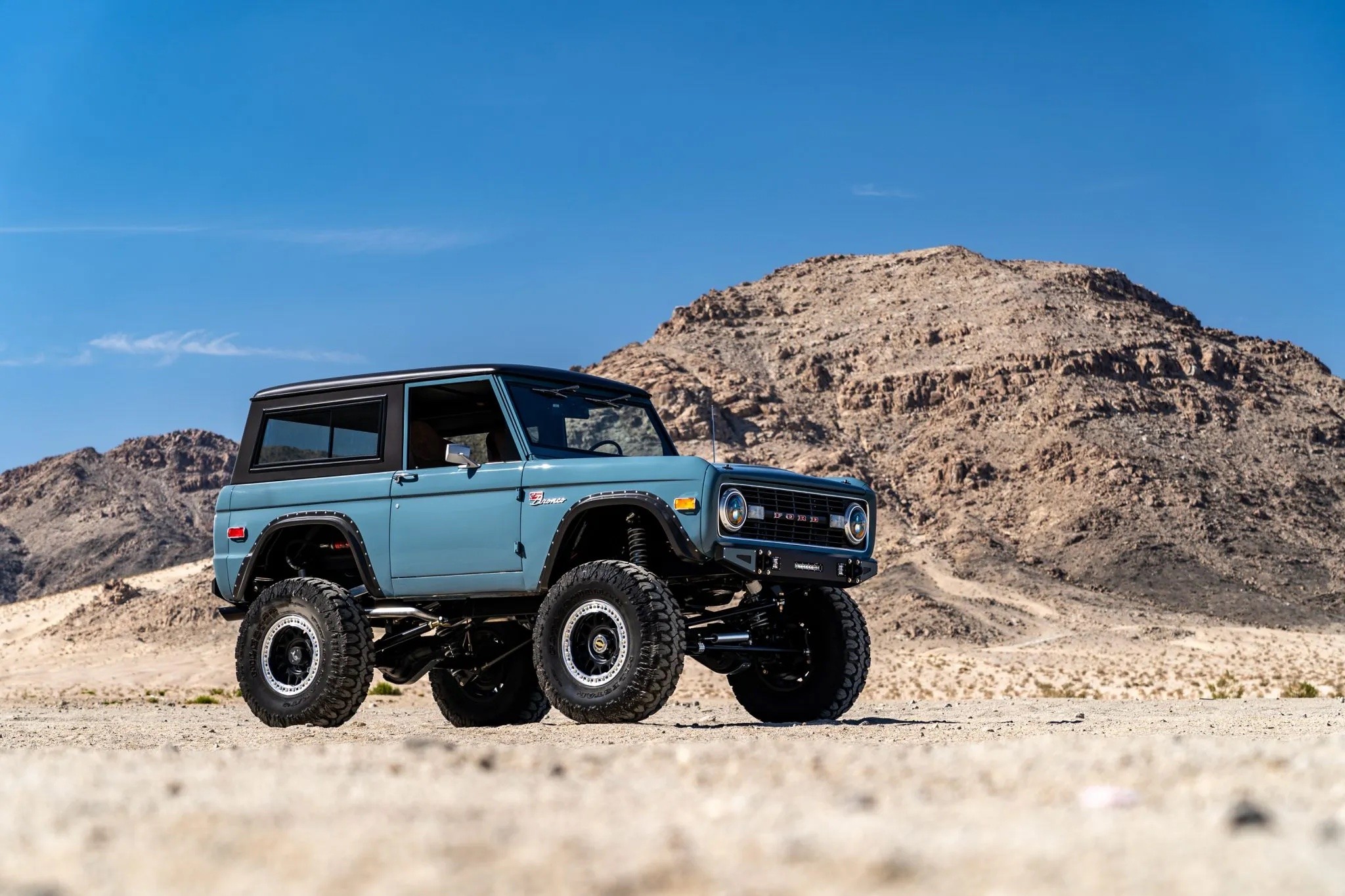 1972 ford bronco restomod gets turquoise and digital eveything 2