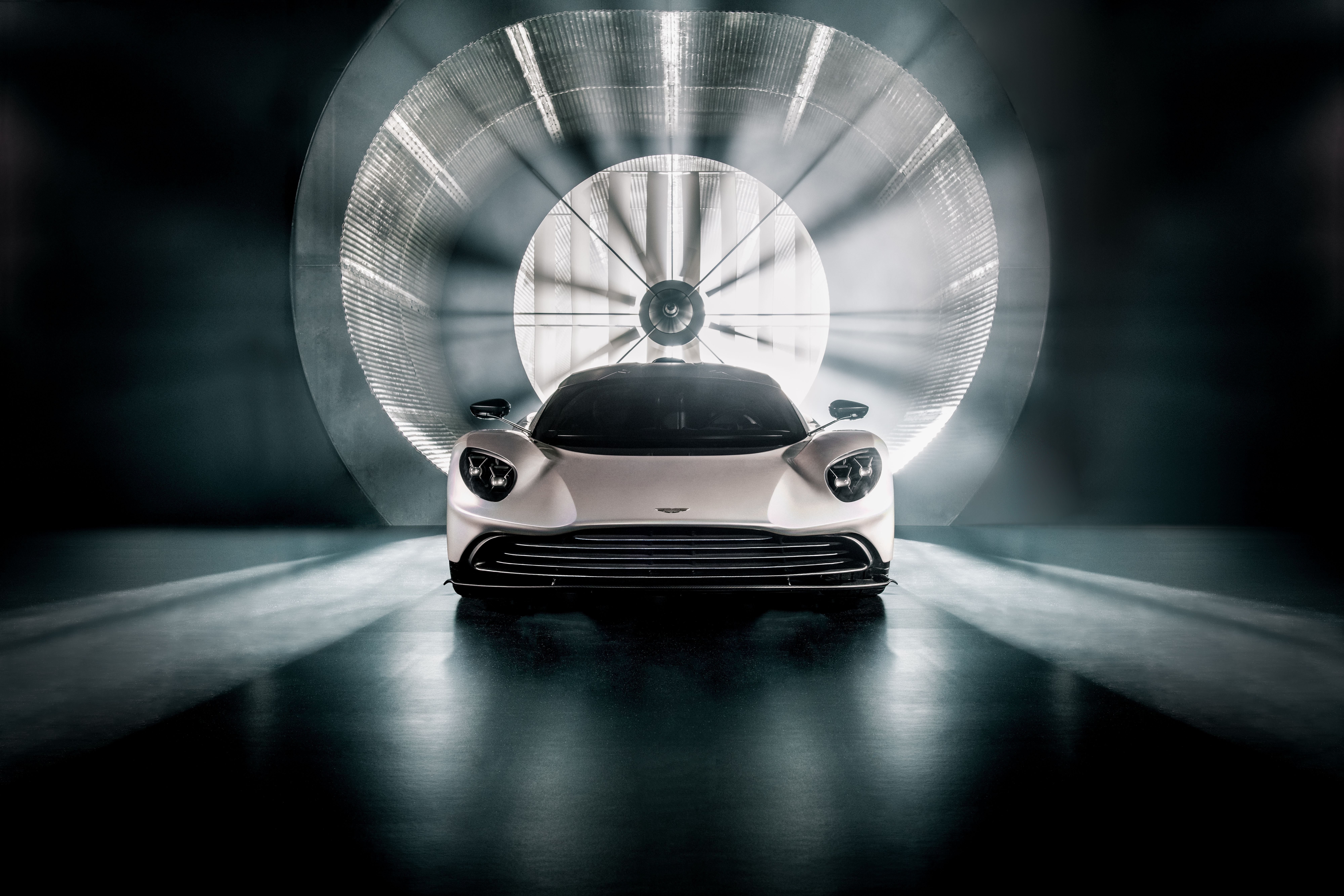 AstonMartinValhalla 01