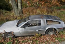 DeLorean abbandonata