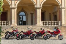 Dinastia Multistrada 20th anniversary 1 UC541808 Mid