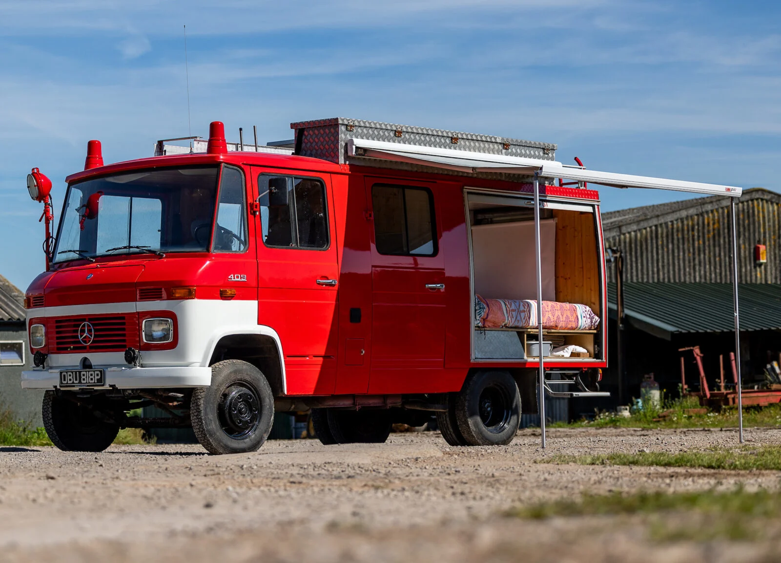 Mercedes Fire Truck Camper 7 1600x1152 1