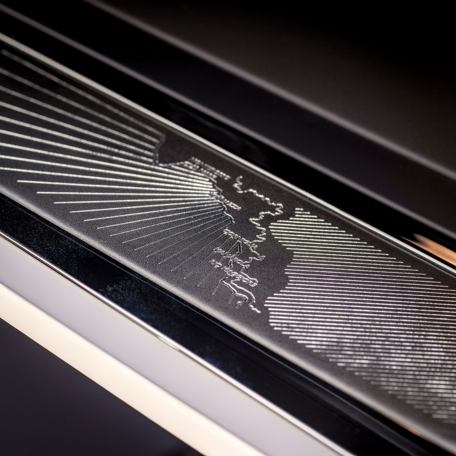 P90524599 highRes rolls royce phantom